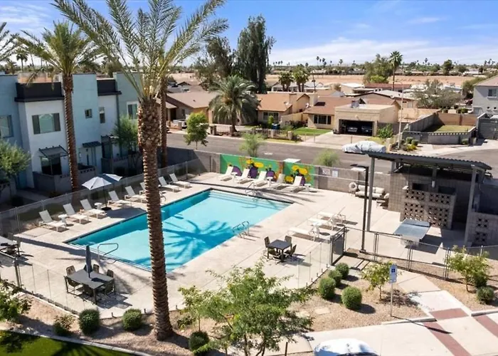 Appartement Desert Escape Townhome - Pool & Gym *