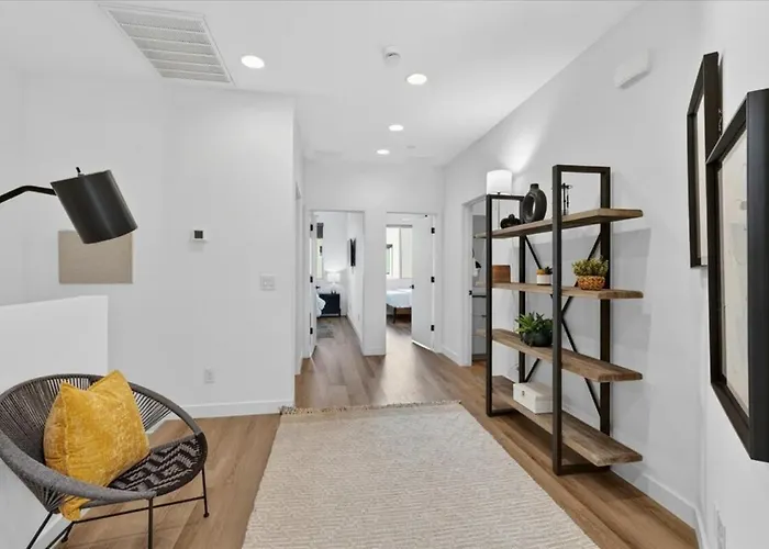 Appartement Desert Escape Townhome - Pool & Gym